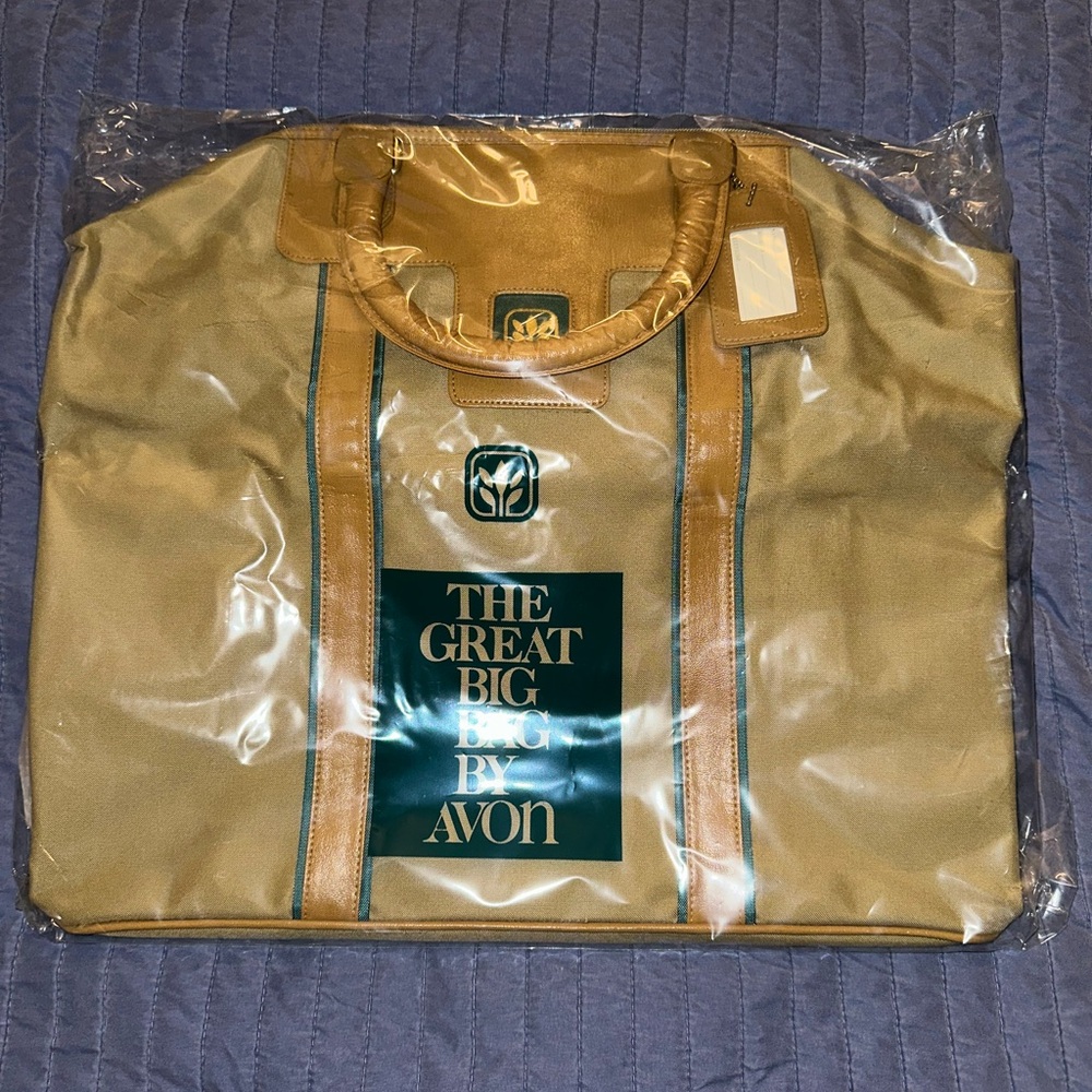 Vintage 1980s Avon Gold and Green Carryall Bag
